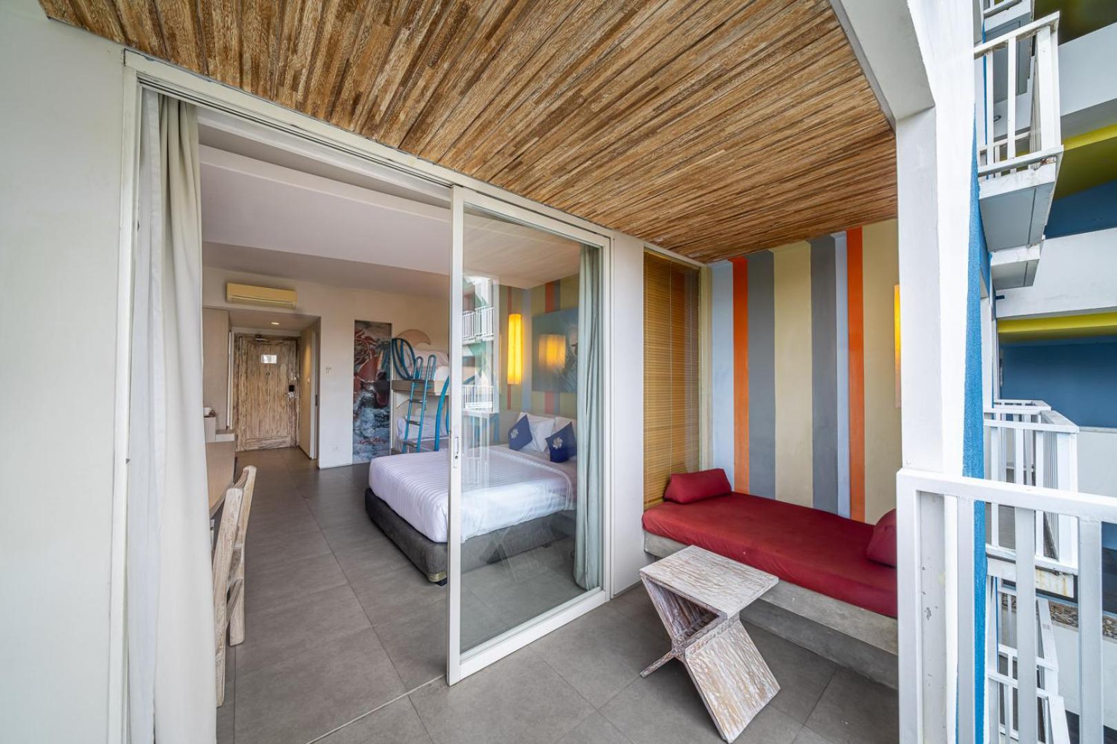 Bliss Surfer Hotel Legian Exterior foto