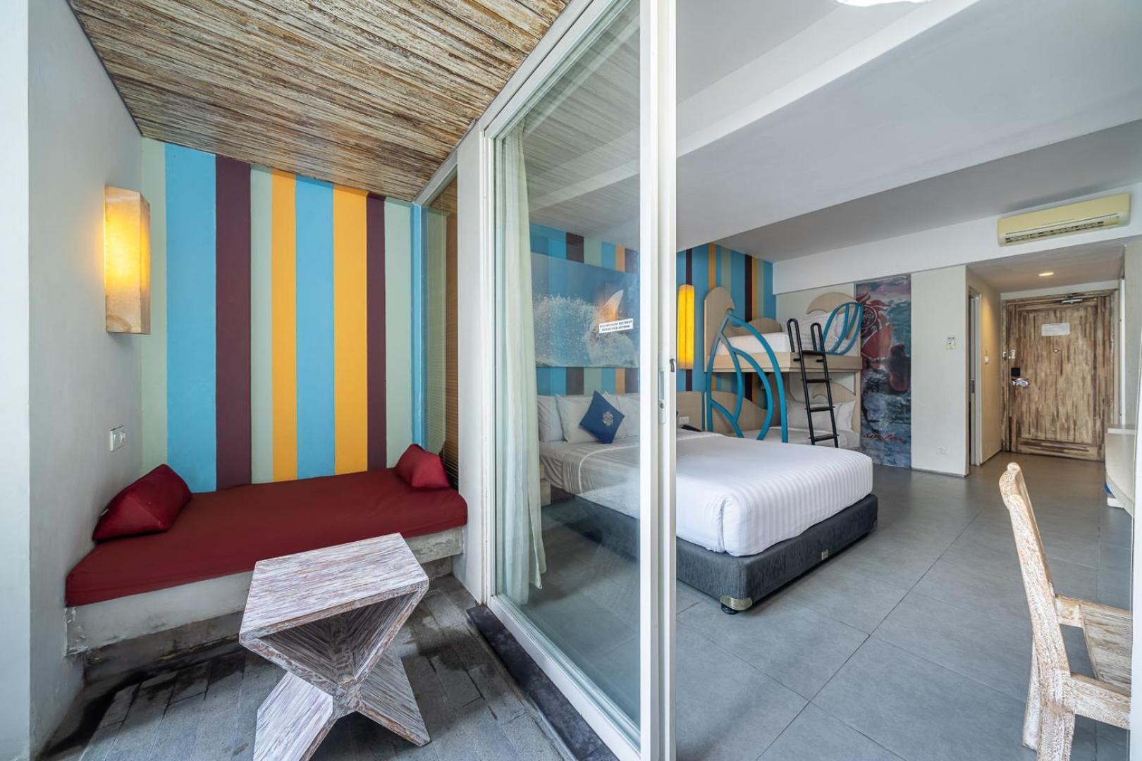 Bliss Surfer Hotel Legian Exterior foto