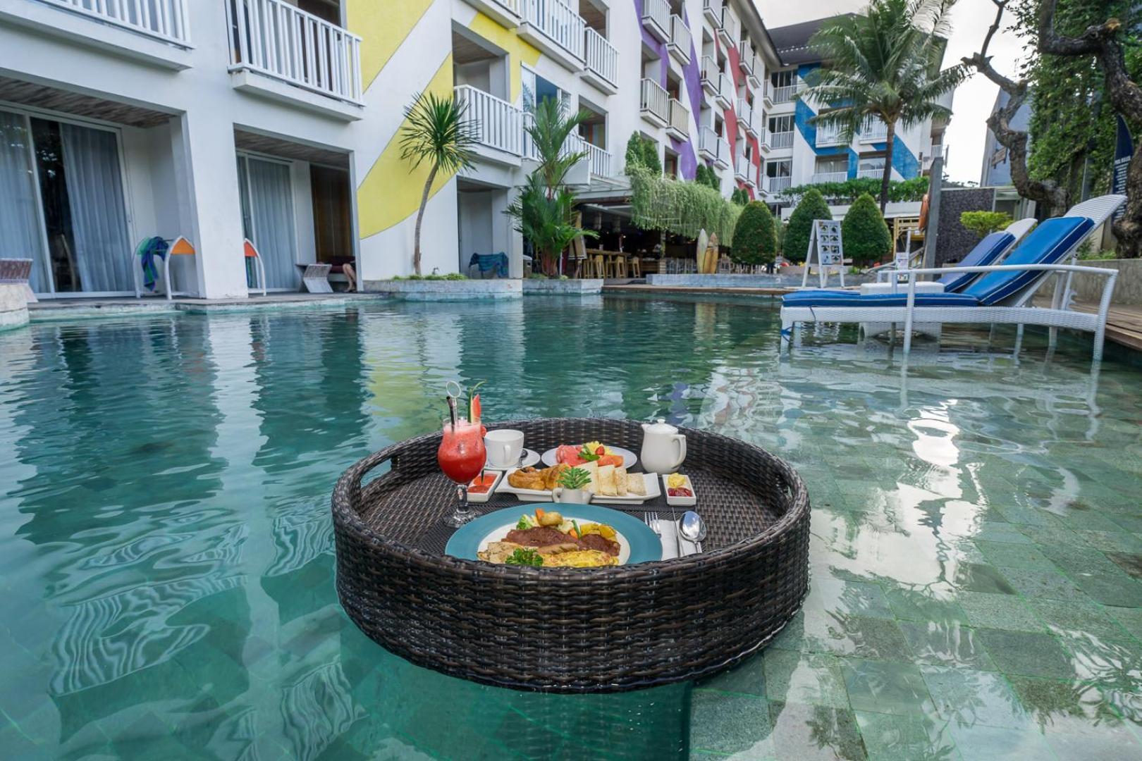 Bliss Surfer Hotel Legian Exterior foto
